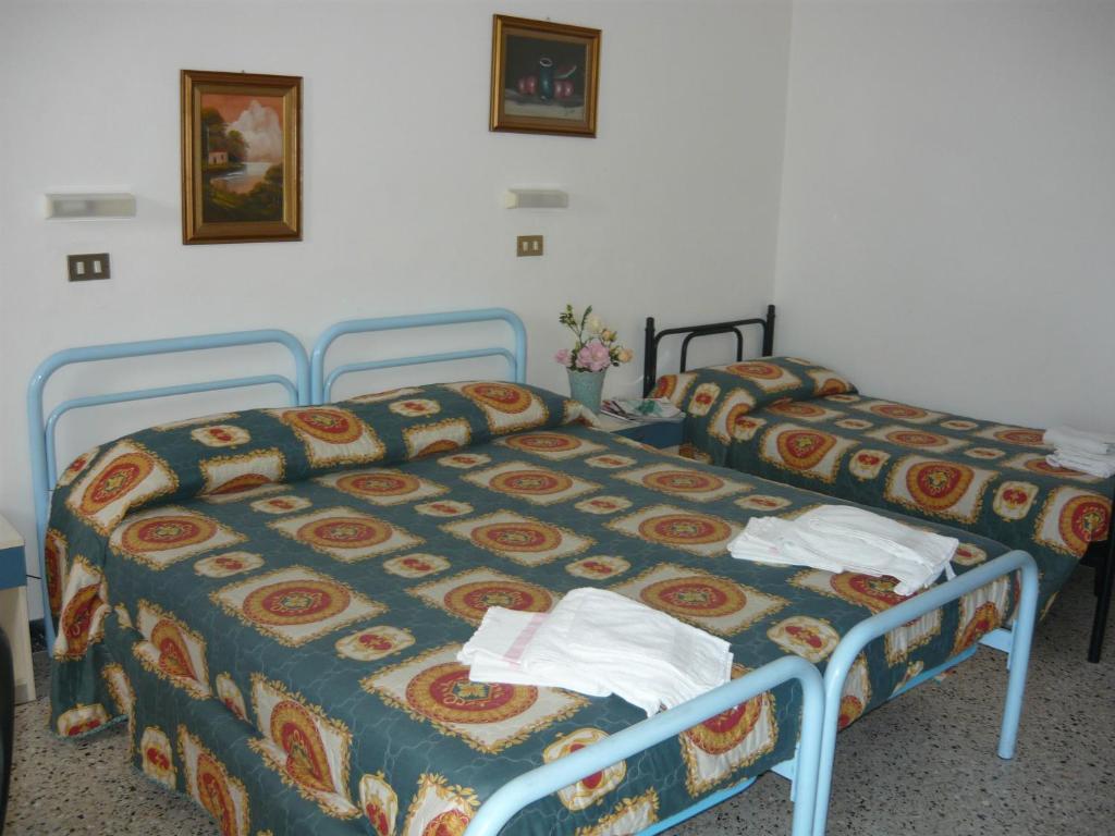 Hotel Acquazzurra Rimini Szoba fotó